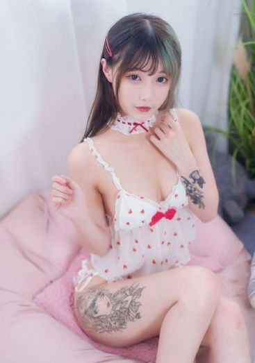 伊人久久国产视频_HD在线观看电视