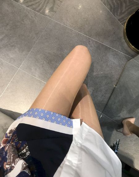 国产精品害羞卫校小美女图片_剧情片免费播放