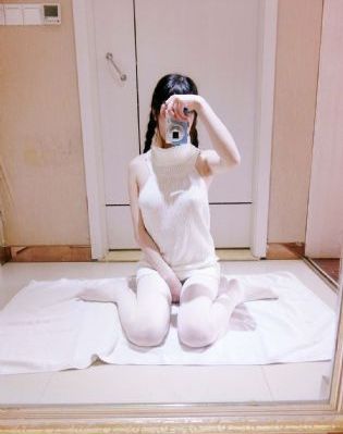 国产精品清纯白嫩美女_1080P电影在线观看